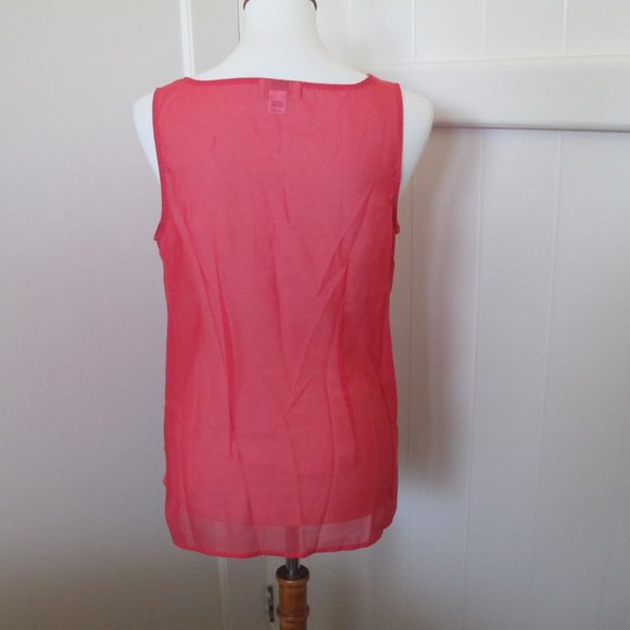 3/$15 LOFT | Sleeveless Ruffle Top - Picture 2 of 7